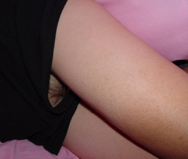 マン毛 隙間 ハミ毛 エロ画像 【6】