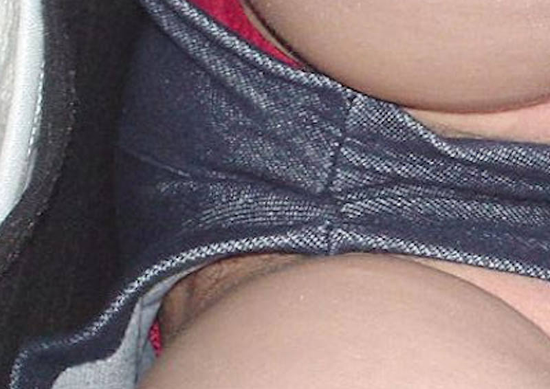 マン毛 隙間 ハミ毛 エロ画像 【24】