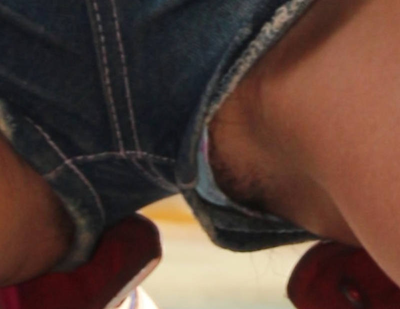 マン毛 隙間 ハミ毛 エロ画像 【26】