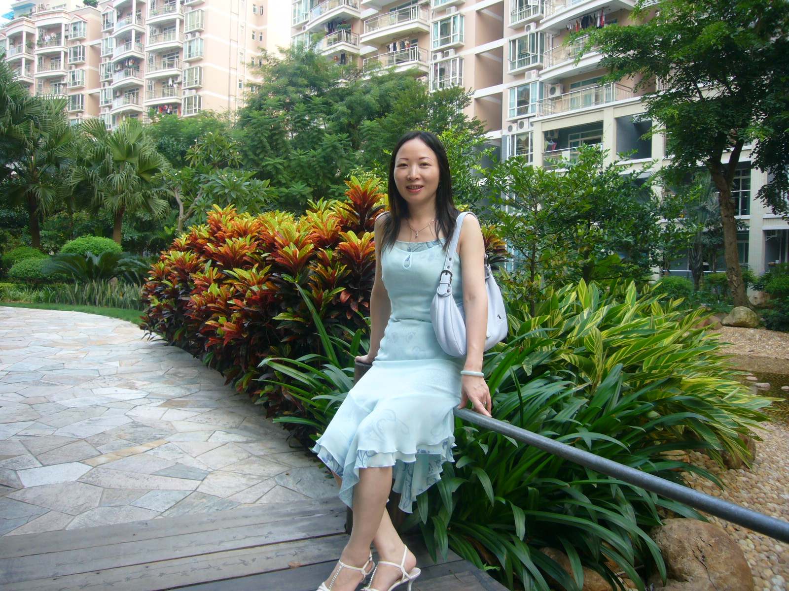 極品的騷女[19P]