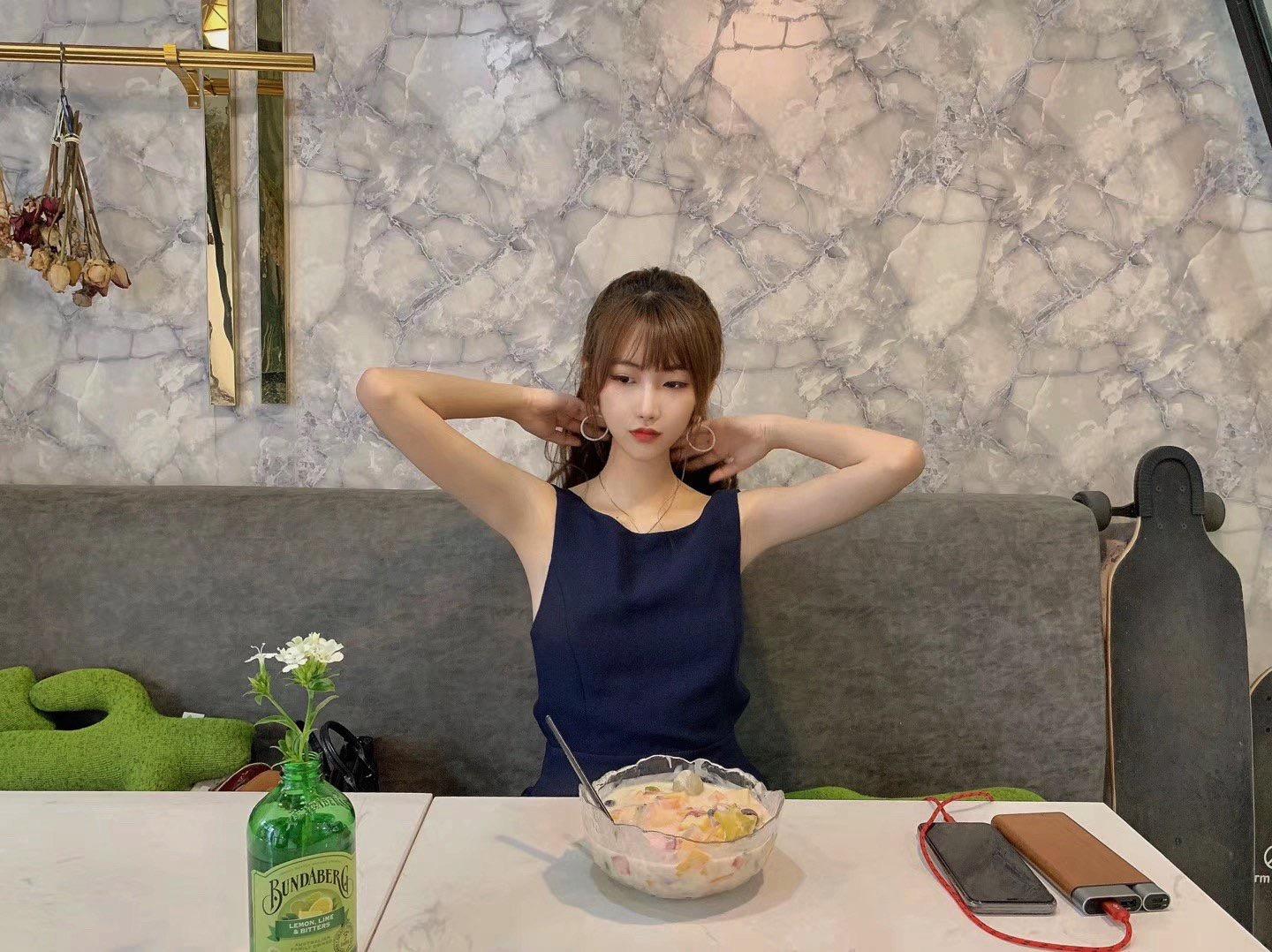 無套中出超漂亮黑絲翹臀女神.大長腿我的最愛[20P]