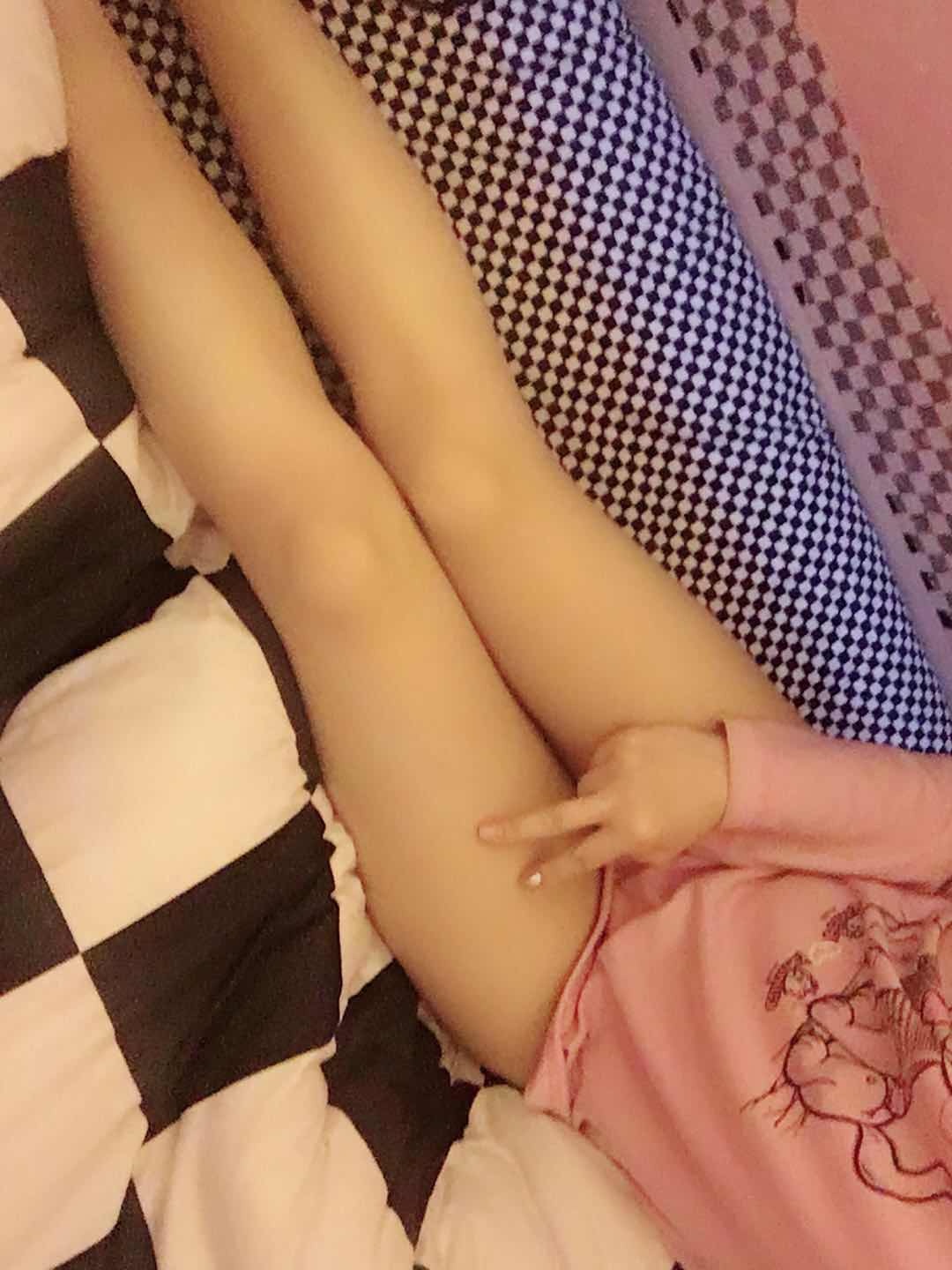 大學女友宿舍自拍［55P］