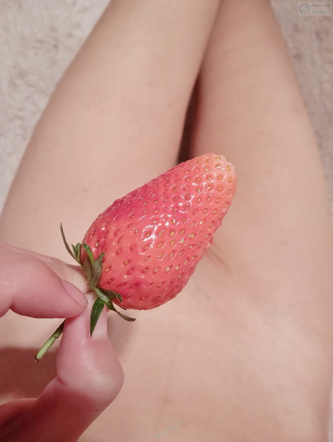 想吃草莓嗎[30P]