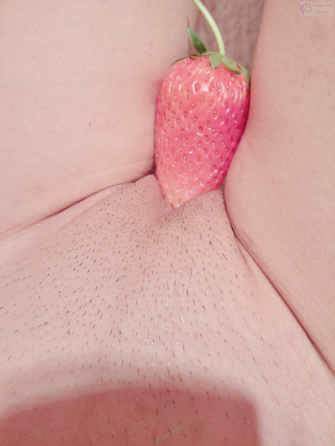 想吃草莓嗎[30P]