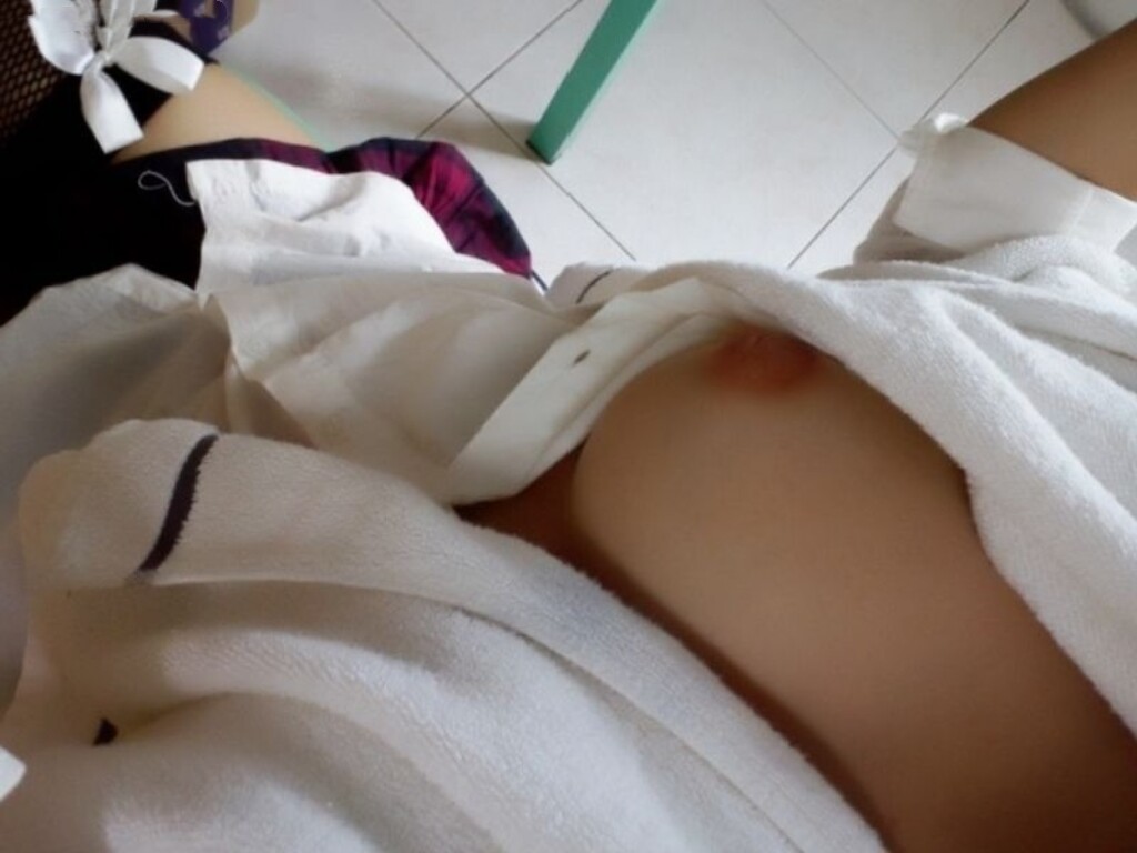 刺青悶妹子房內都是情趣玩具[17P]