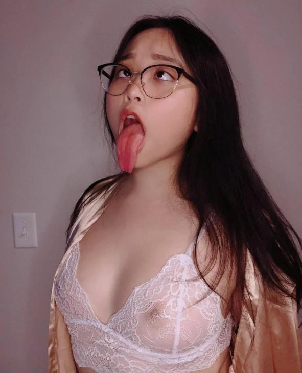 戴眼鏡的就是騷 [19P]