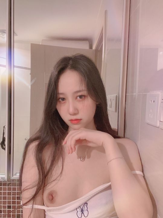 宜家人妻的家居性生活[18P]