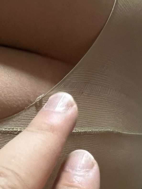 [原创][手势验证]老婆穿著不同的絲襪足交做愛插出白漿，盡情騷話評論來交流一下你們老婆婚前逼裡進過幾根雞巴？[10P]