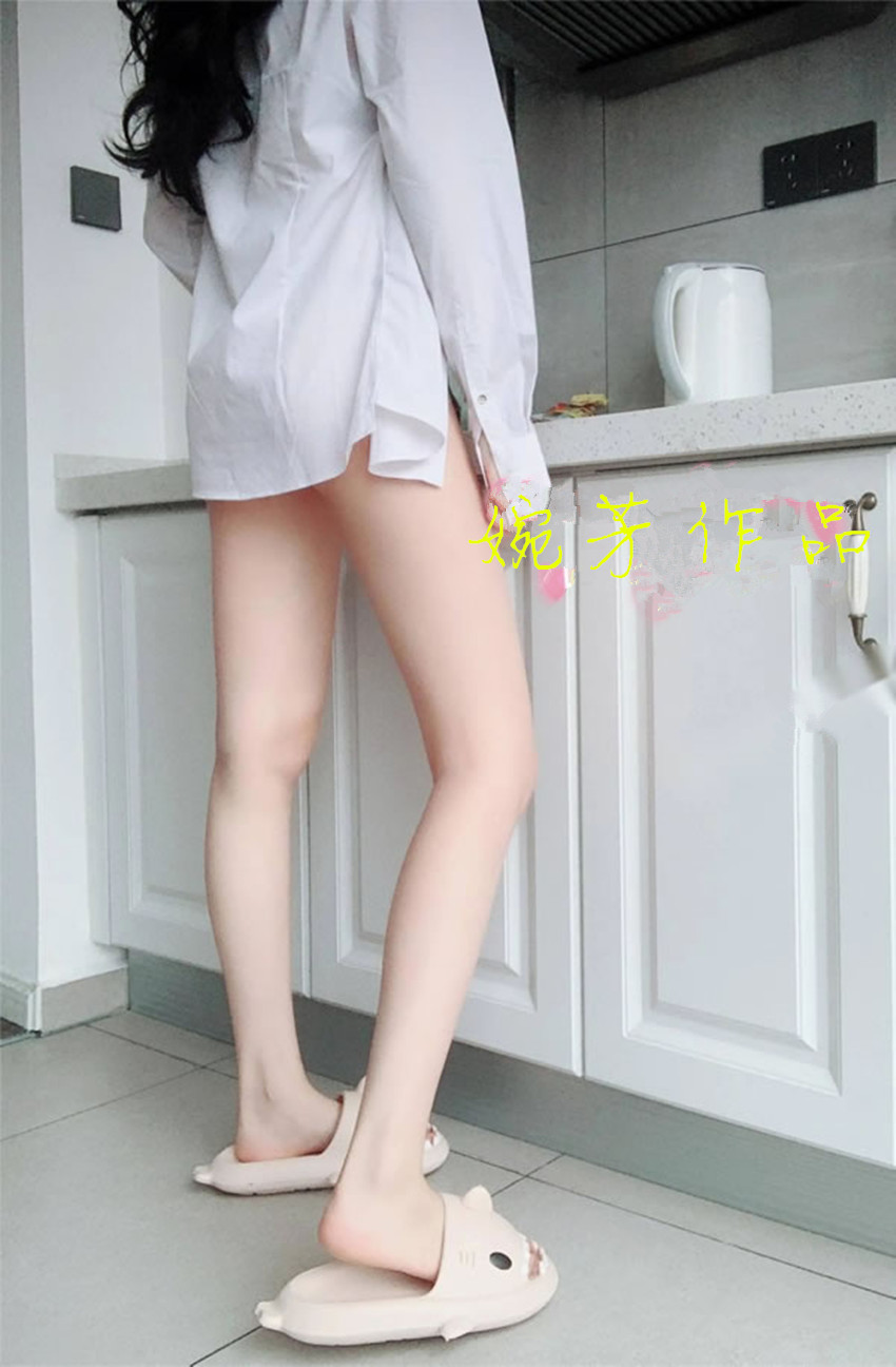 姿勢擺好剩下的交給哥哥啦～雖然你不能走進我的心但是你可以走進我的身體[28P]