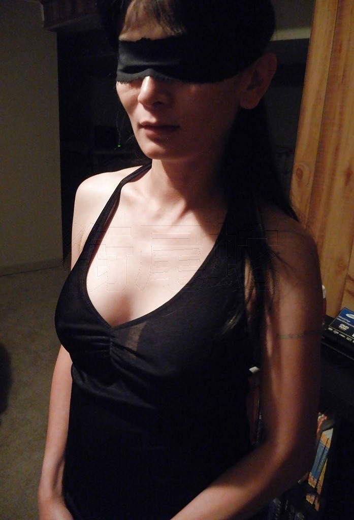 大姊的屁股是真大啊 [10P]