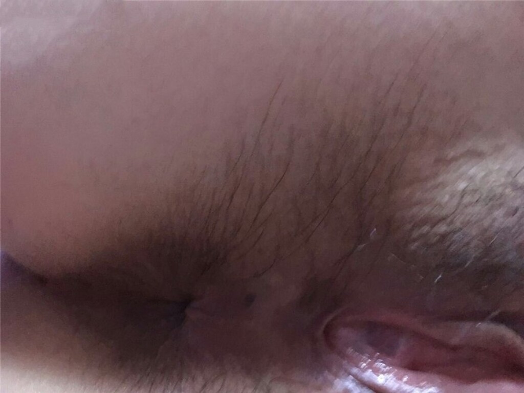 大奶妹家中自拍[20P]