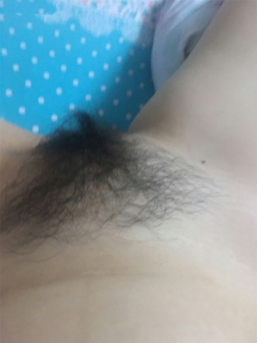 大奶妹家中自拍[20P]