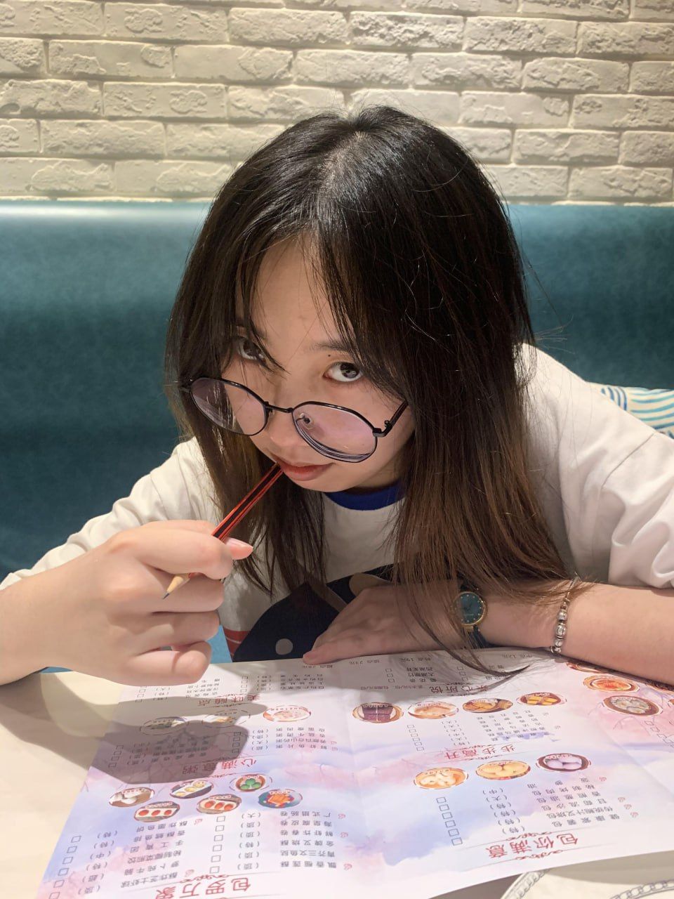 爆射羞澀眼睛砲友[38P]