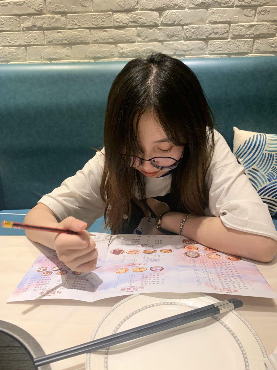 爆射羞澀眼睛砲友[38P]