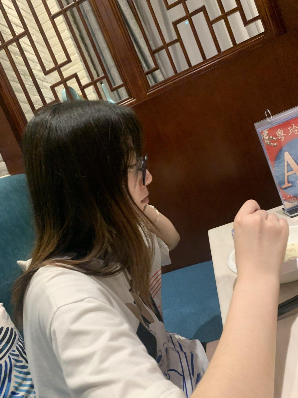 爆射羞澀眼睛砲友[38P]