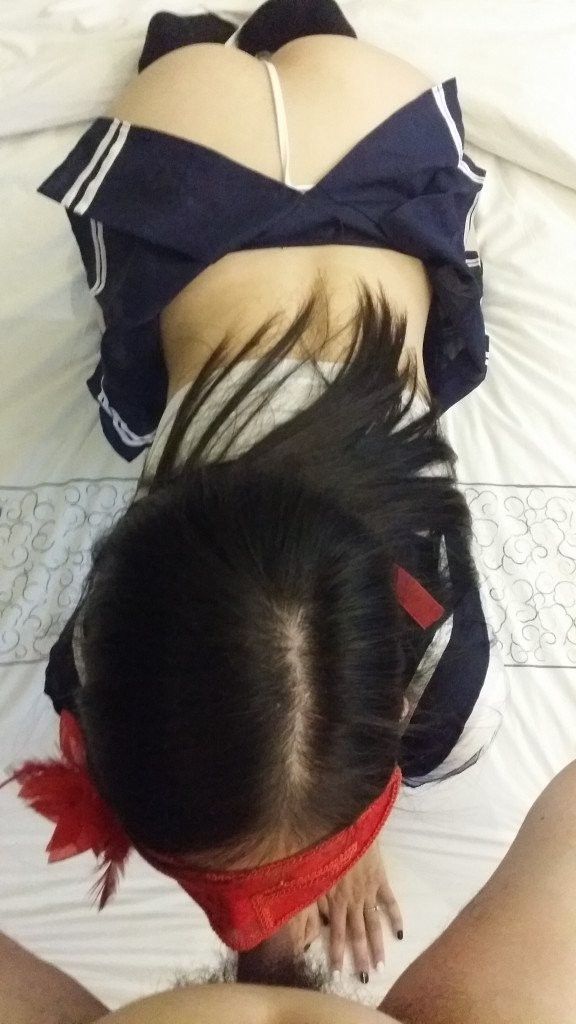 玩弄寂寞少婦[15P]