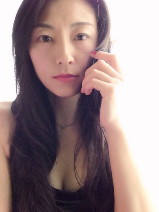 欲求不滿的女人 [22P]