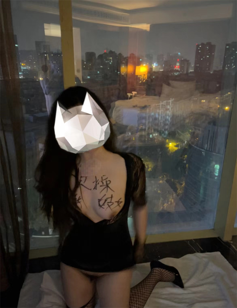 [旧叙原创]騷貨母狗自己要求發文給各位哥哥看喜歡看評論想看看自己的騷哥哥們喜歡嗎手寫驗證 [20P]