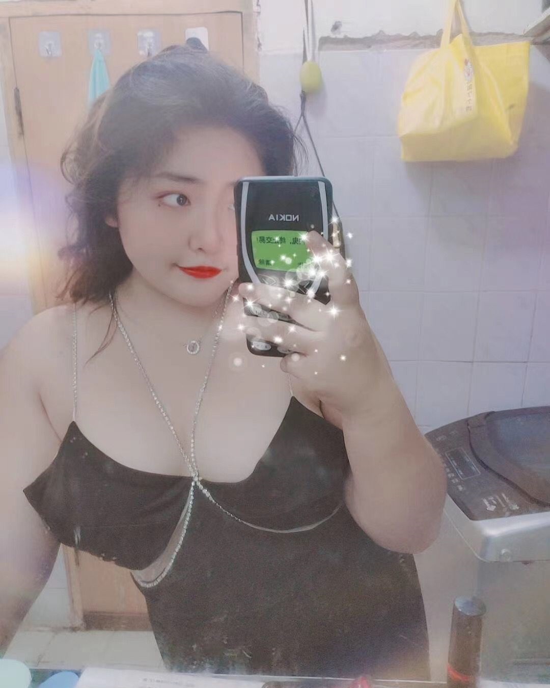 喜歡自拍的女子 [11P]