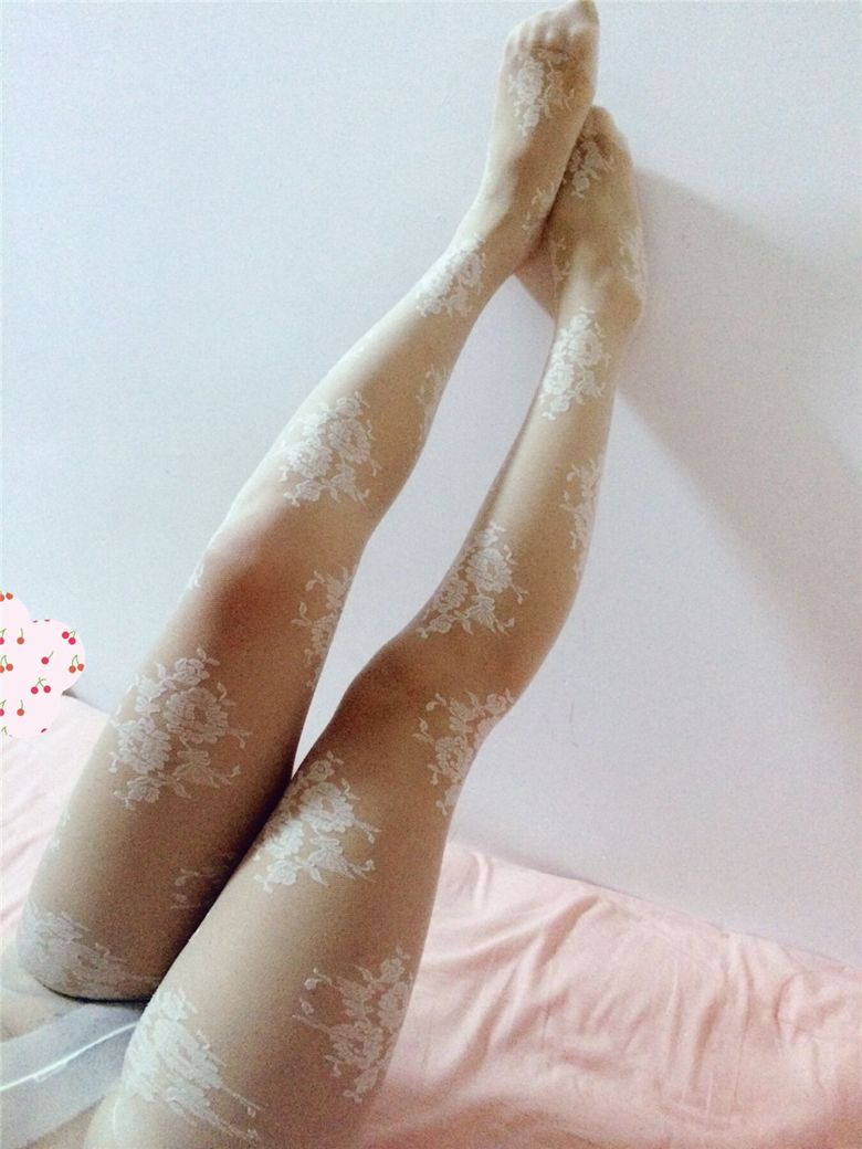 白色絲襪 [18P]
