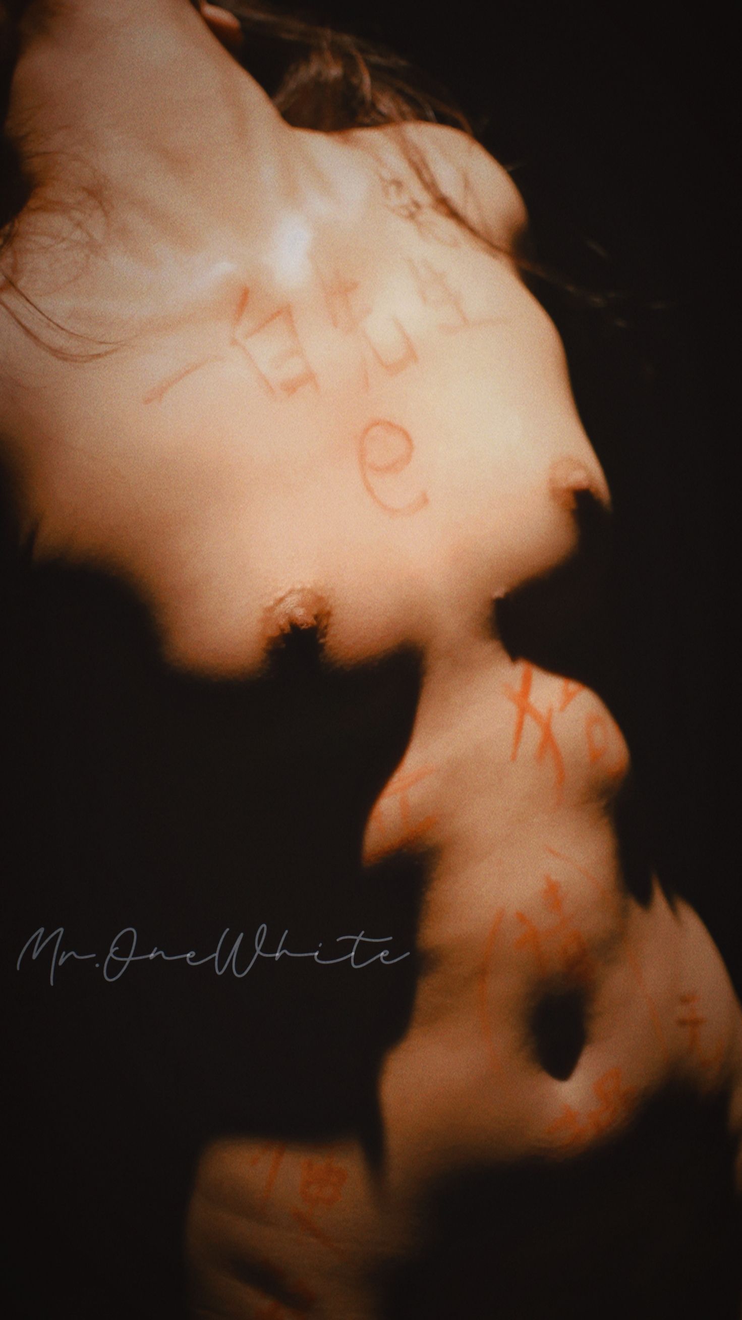 [原创][一白先生 原创SM调教]兔兔の女教師玩具化計畫慢慢喪失人格的母狗開發第一季 [17P 身体手写认证] ]