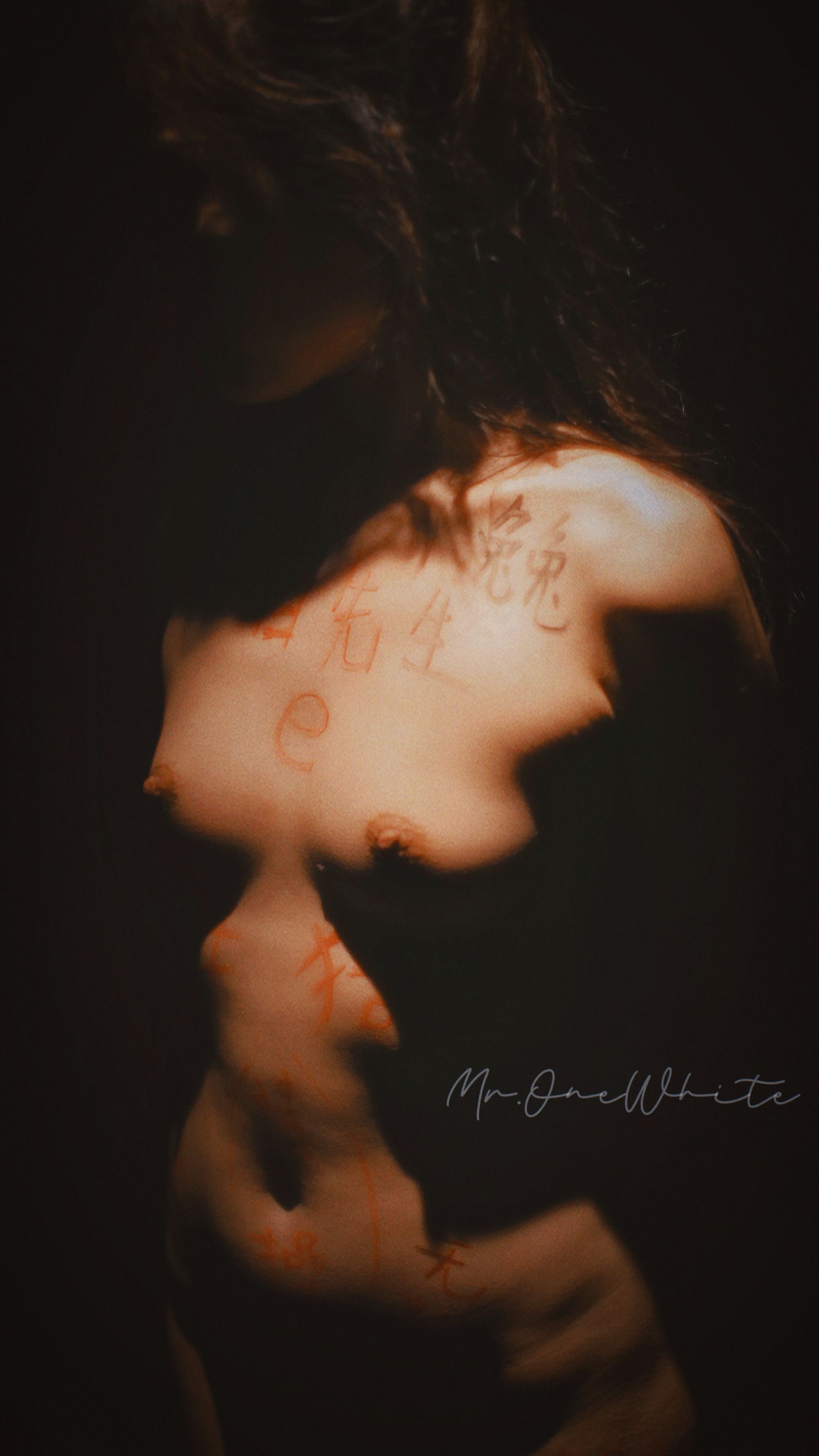 [原创][一白先生 原创SM调教]兔兔の女教師玩具化計畫慢慢喪失人格的母狗開發第一季 [17P 身体手写认证] ]