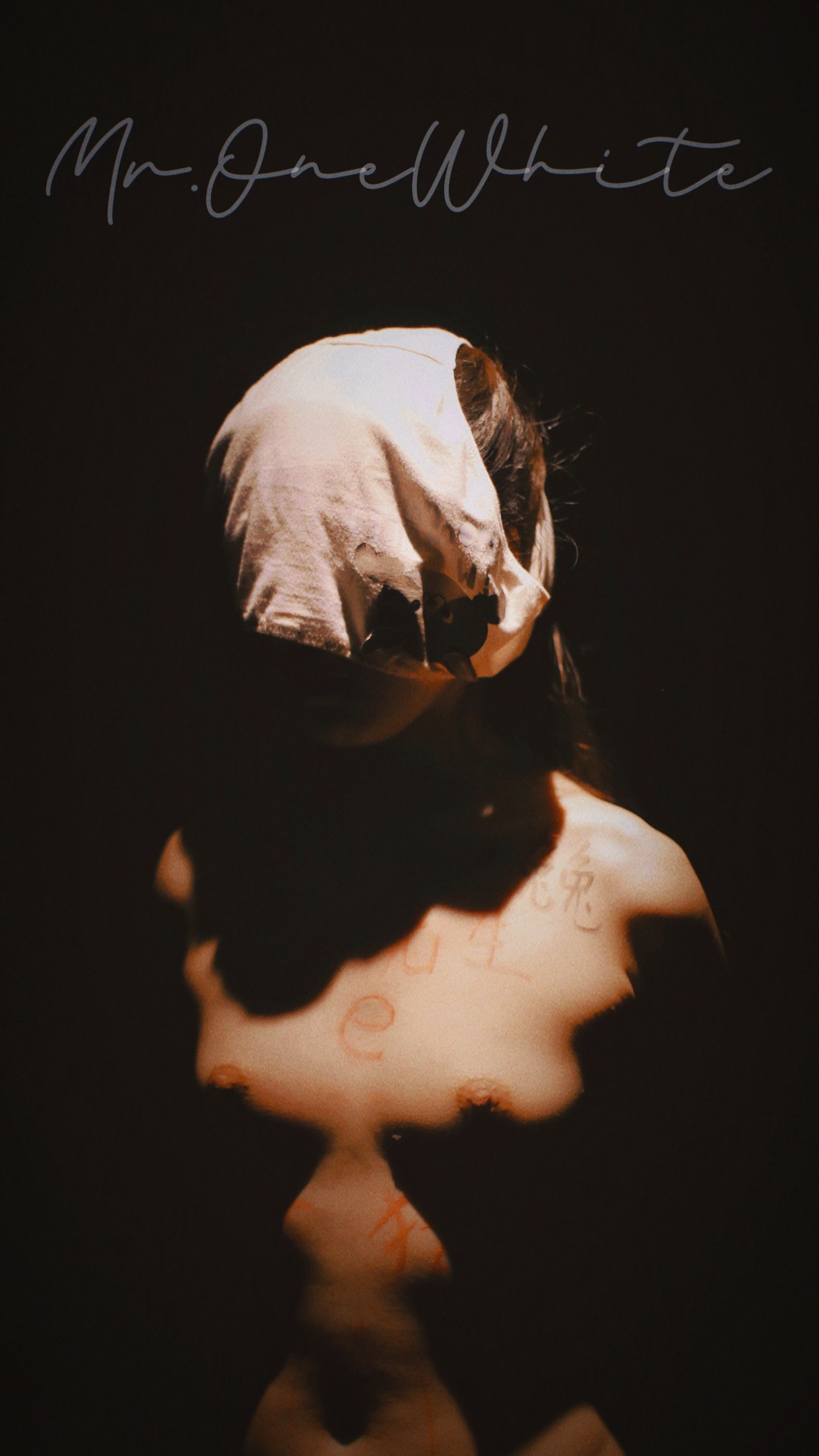 [原创][一白先生 原创SM调教]兔兔の女教師玩具化計畫慢慢喪失人格的母狗開發第一季 [17P 身体手写认证] ]