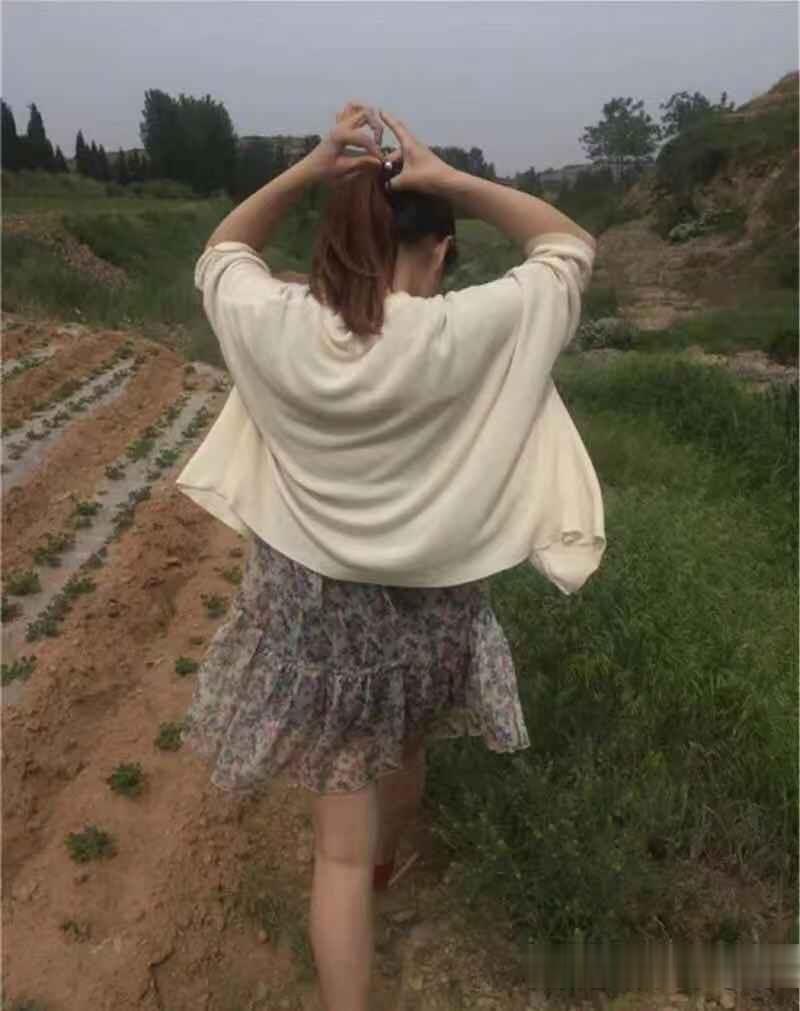 外面拍攝幾張[18P]