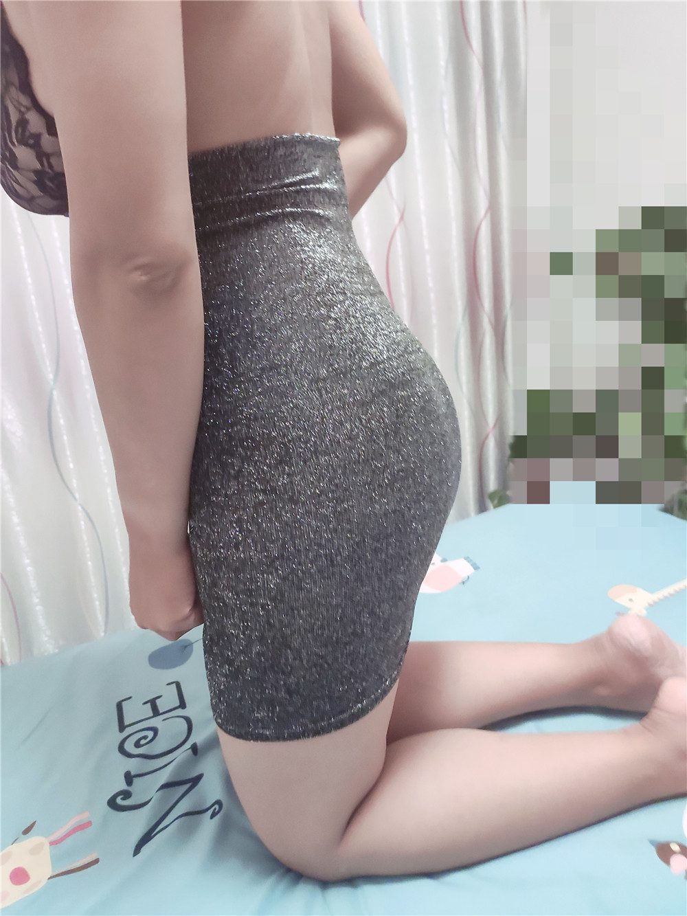 今天吃完飯說拍照騷妻立刻濕的一塌糊塗[25P]