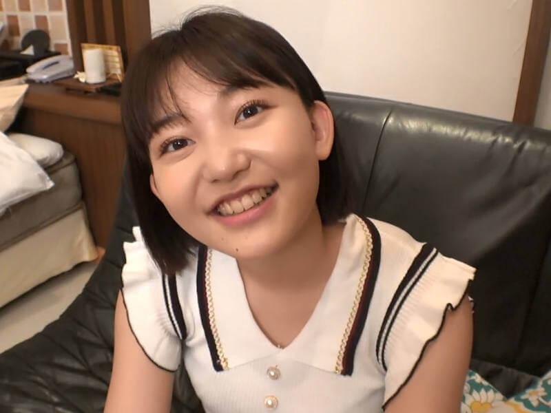 十代のパパ活女子に綿パン穿かせて楽しむAV