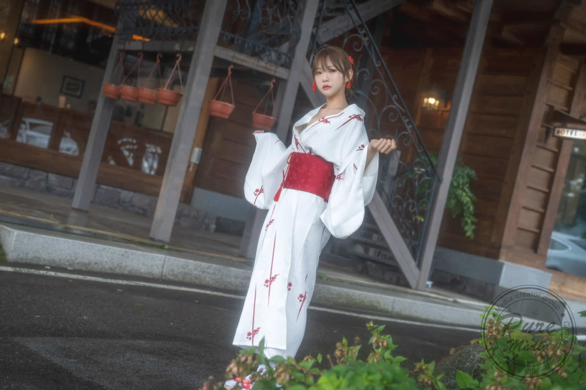 纹身骚韩模 Romi 大尺度郊野别墅私拍套图