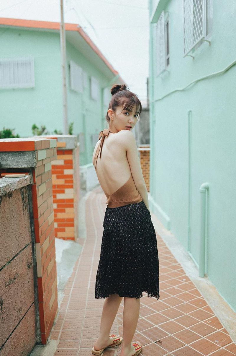 [松平璃子]  火辣誘惑的美腿身材讓人陶醉