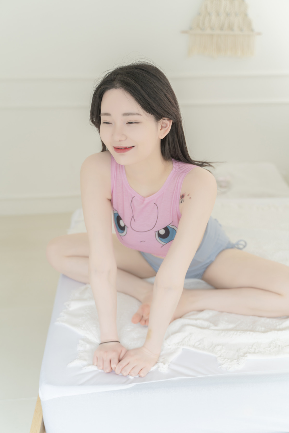 [MIN 민]  韓國妹來勢洶洶「身材+臉蛋」網友看傻了