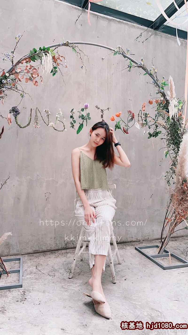 在泰國遇上超清純的極品小美女,給我一個難忘的假期。