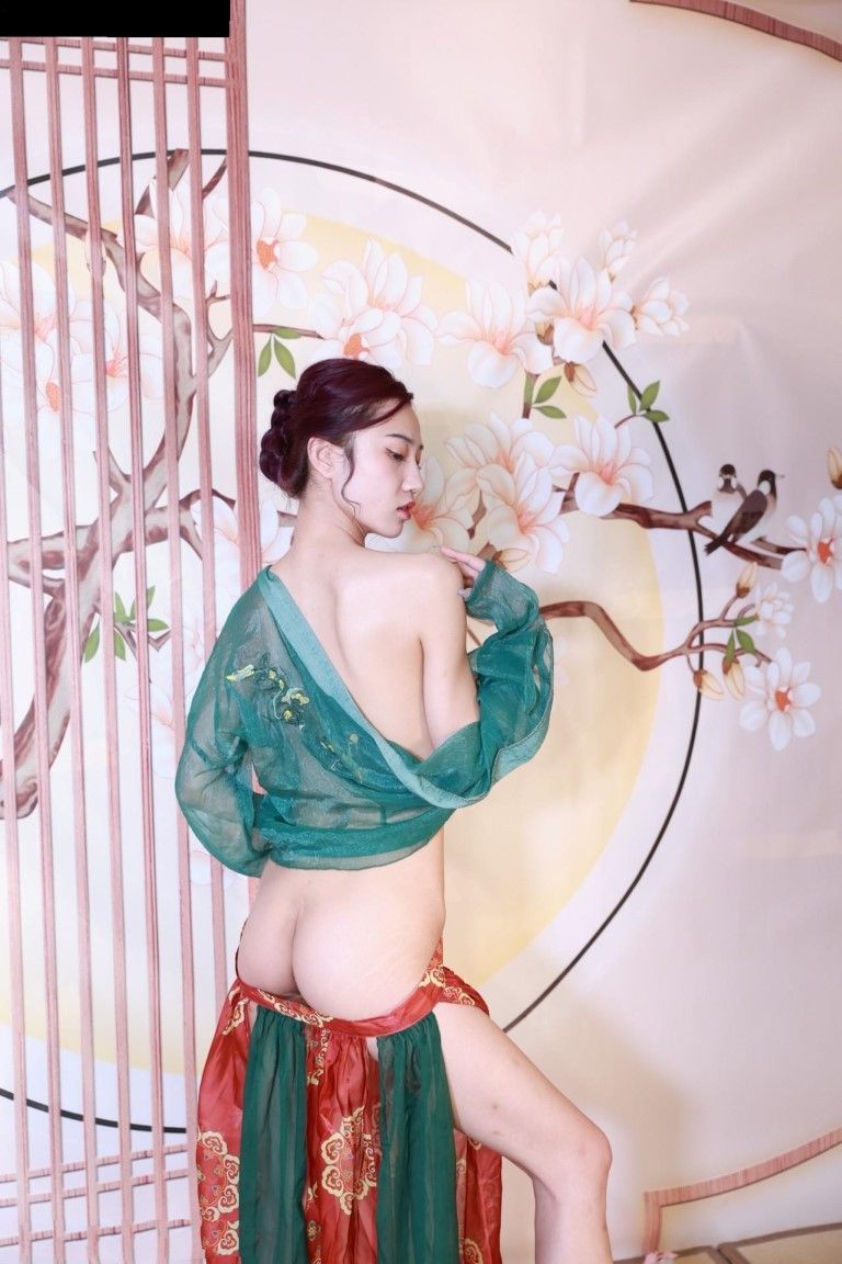 三藝校畢業小姐私拍：小爽之【古裝舞蹈】（露點版）（02）