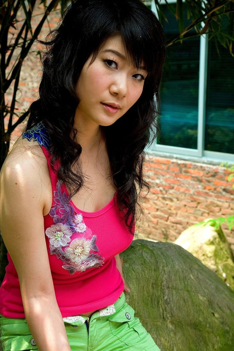 熟女國模妮萍尺寸測量儀器裝置自慰人體私拍套圖