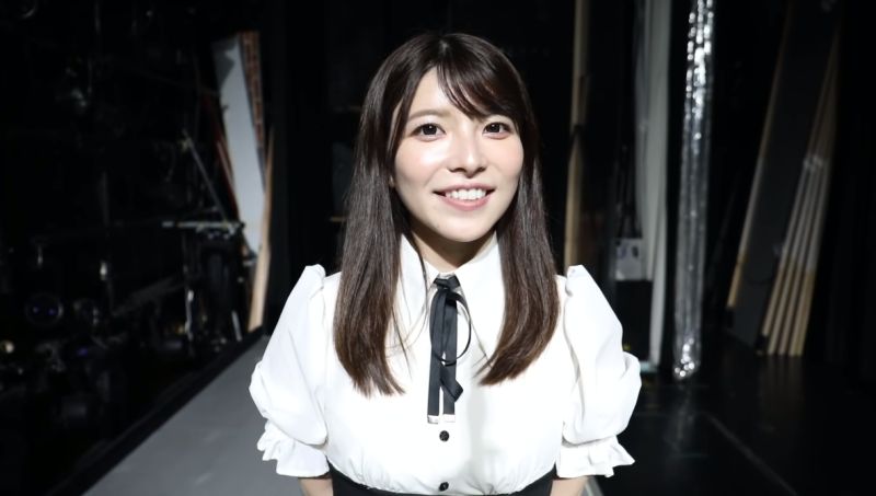 前天后上原亞衣「又要脫了」！淺草劇場舞孃秀演出粉絲興奮高潮