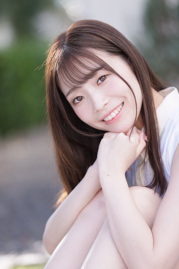 氣質白皙！  20歲D罩杯新人「望實玲」出道！