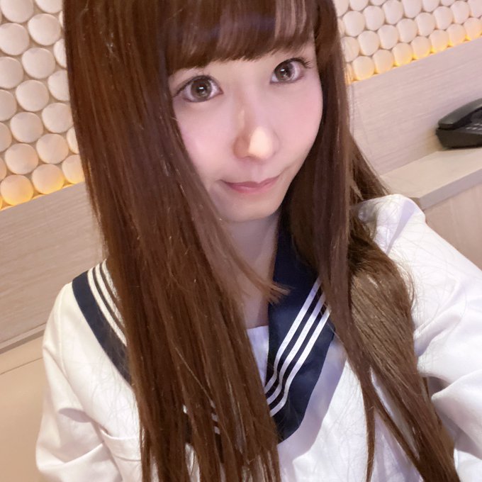 主動報名！  D罩杯苗條美少女「美井雛乃」唯一專長」可以OO」！片商本中出道！