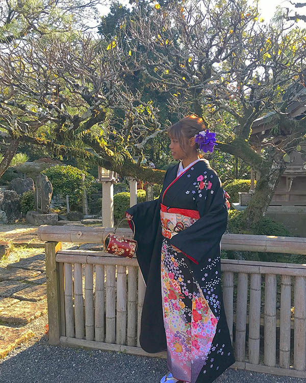 褐色小麥肌！  H罩杯黑肉巨乳妹「加藤蘿潔」出道！抖音擁破10萬粉絲！