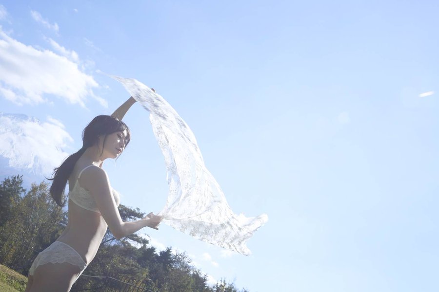 轉職成功！  167公分F罩杯長腳OL「多香良」出道拒當社畜！自曝性經驗少想多體驗！