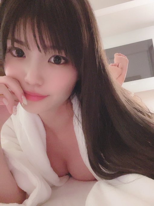 隱藏版素人！  165公分E罩杯長腿巨乳「松本里緒菜」出道！