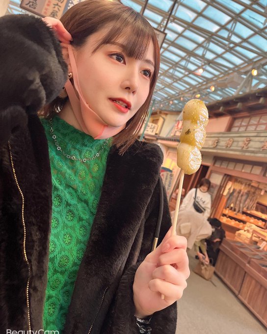 想找回女人的感覺！  32歲E罩杯美女妻子「暁真冬」出道！抱怨老公床上太憐憫！