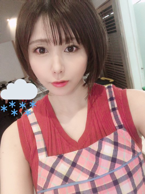 想找回女人的感覺！  32歲E罩杯美女妻子「暁真冬」出道！抱怨老公床上太憐憫！