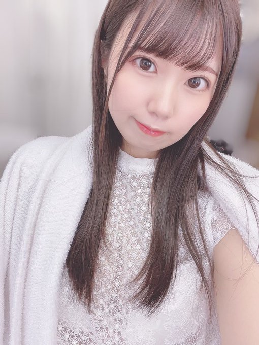 最愛三上悠亞！  F罩杯現役護理師「和久井美兔」出道！推特開張兩天破上千追蹤！