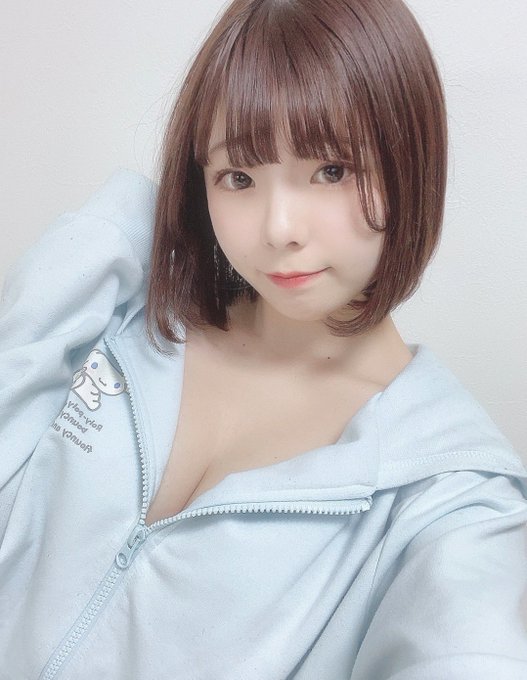 嬌小卻超有料！  148公分G罩杯巨乳小馬「佐久良咲希」出道！