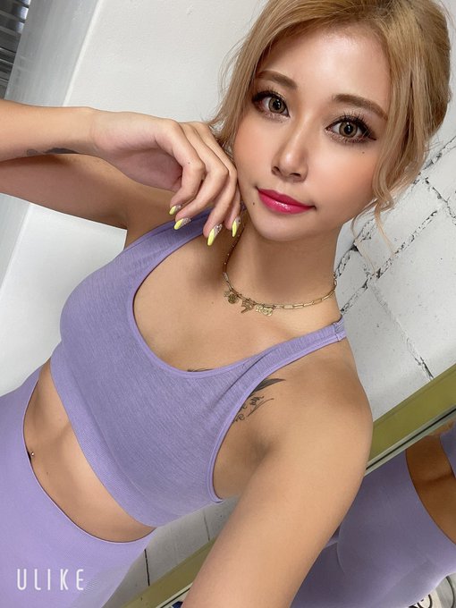 辣妹白轉黑！  D罩杯小麥肌長腿美少女「一色彩葉」172公分好身材攻陷破萬粉絲！