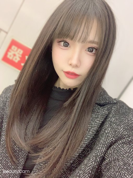 性癖好驚人！  C罩杯關西名校女大學生「鈴音杏夏」出道！