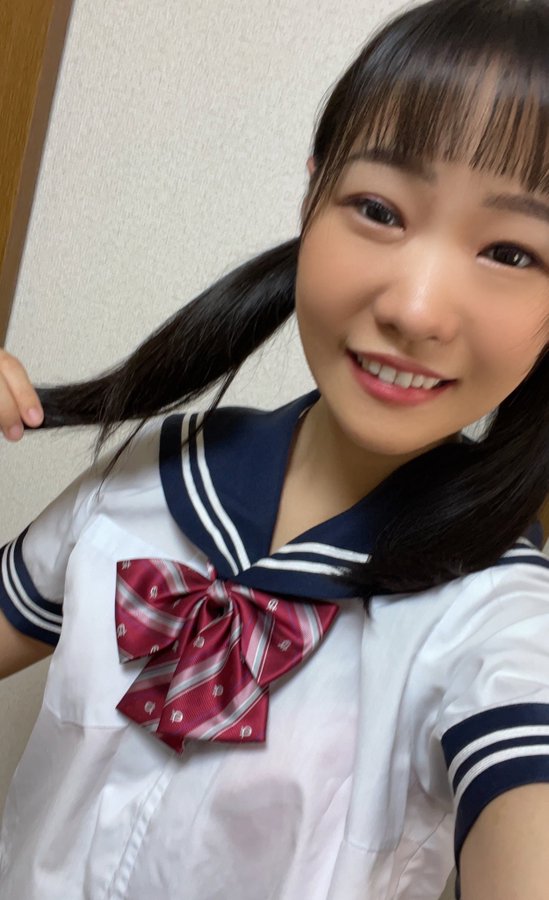 姐妹同時出道！  B罩杯美少女雙胞胎的妹妹「白石暖」！