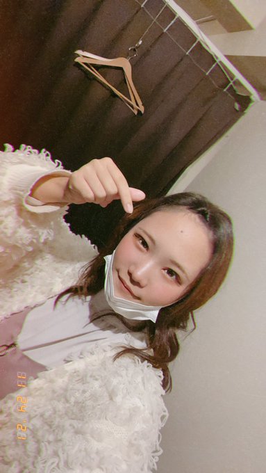 姐妹同時出道！  B罩杯美少女雙胞胎的姊姊「白石蘭」！